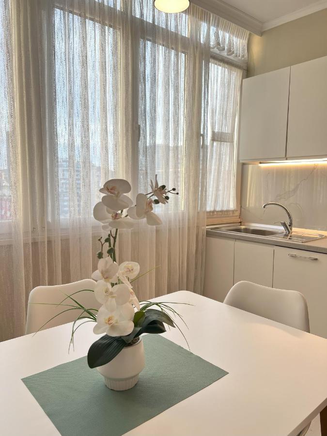 Grand New Bazaar Apartment 地拉那 外观 照片